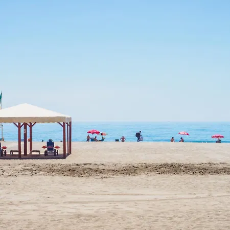 Cubo's Seaview Evy Playa Апартаменты