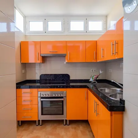 Cubo's Seaview Evy Playa Торремолинос