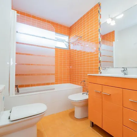 Cubo's Seaview Evy Playa *