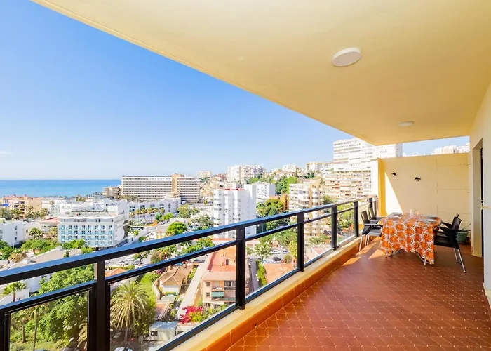 Cubo's Seaview Evy Playa Apartment Torremolinos